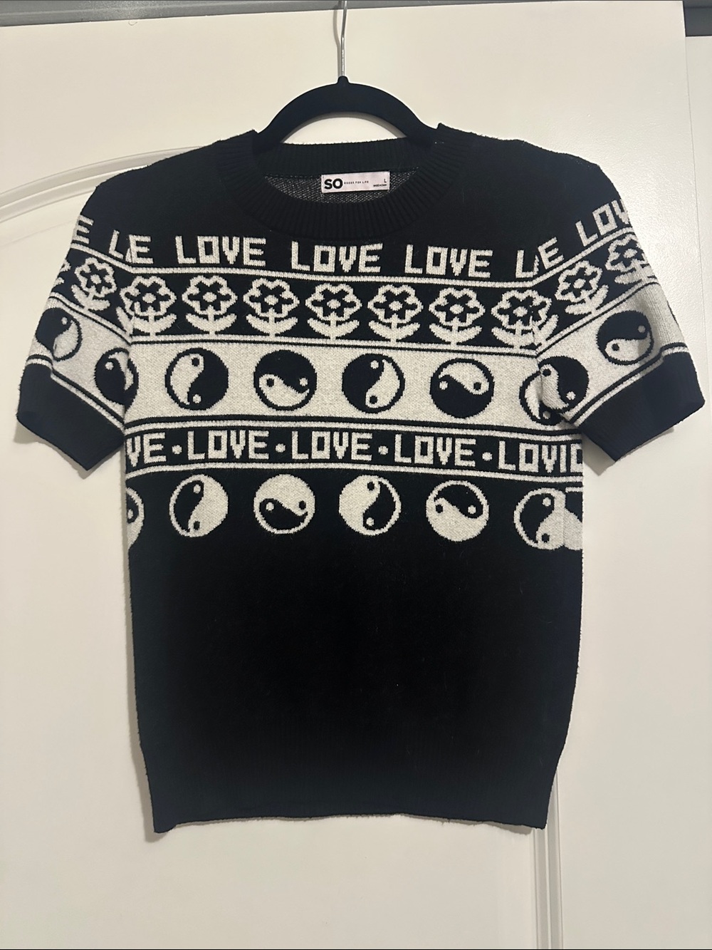 SO Black & White Knit Crewneck Sweater